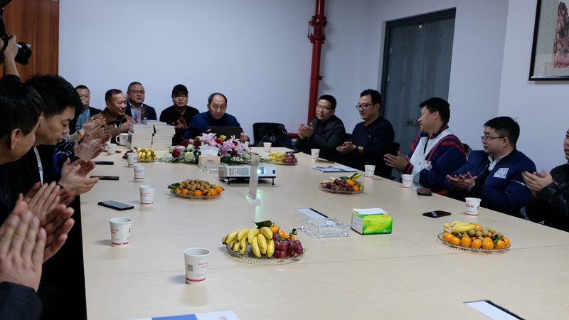 西安理工大學(xué)EMBA西安校友會(huì)|西馳電氣研習(xí)暨2021年迎新年會(huì)圓滿(mǎn)成功(圖1)