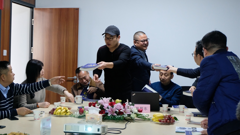 西安理工大學(xué)EMBA西安校友會(huì)|西馳電氣研習(xí)暨2021年迎新年會(huì)圓滿(mǎn)成功(圖5)