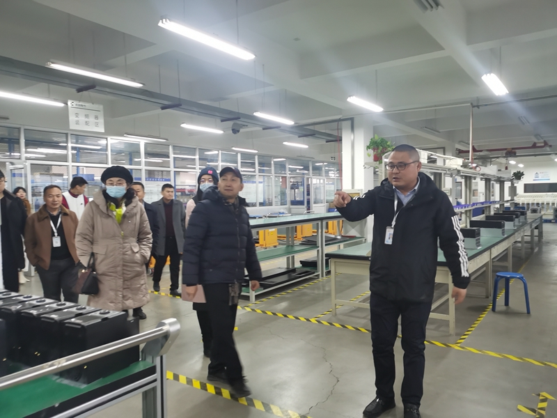 西安理工大學(xué)EMBA西安校友會(huì)|西馳電氣研習(xí)暨2021年迎新年會(huì)圓滿(mǎn)成功(圖15)