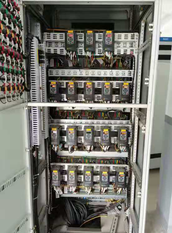 【閩】格蘭尼生物現(xiàn)場應用—變頻器(圖2)